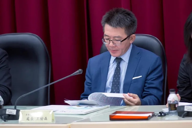 前基隆民政處長涉收受金主代步車遭羈押...